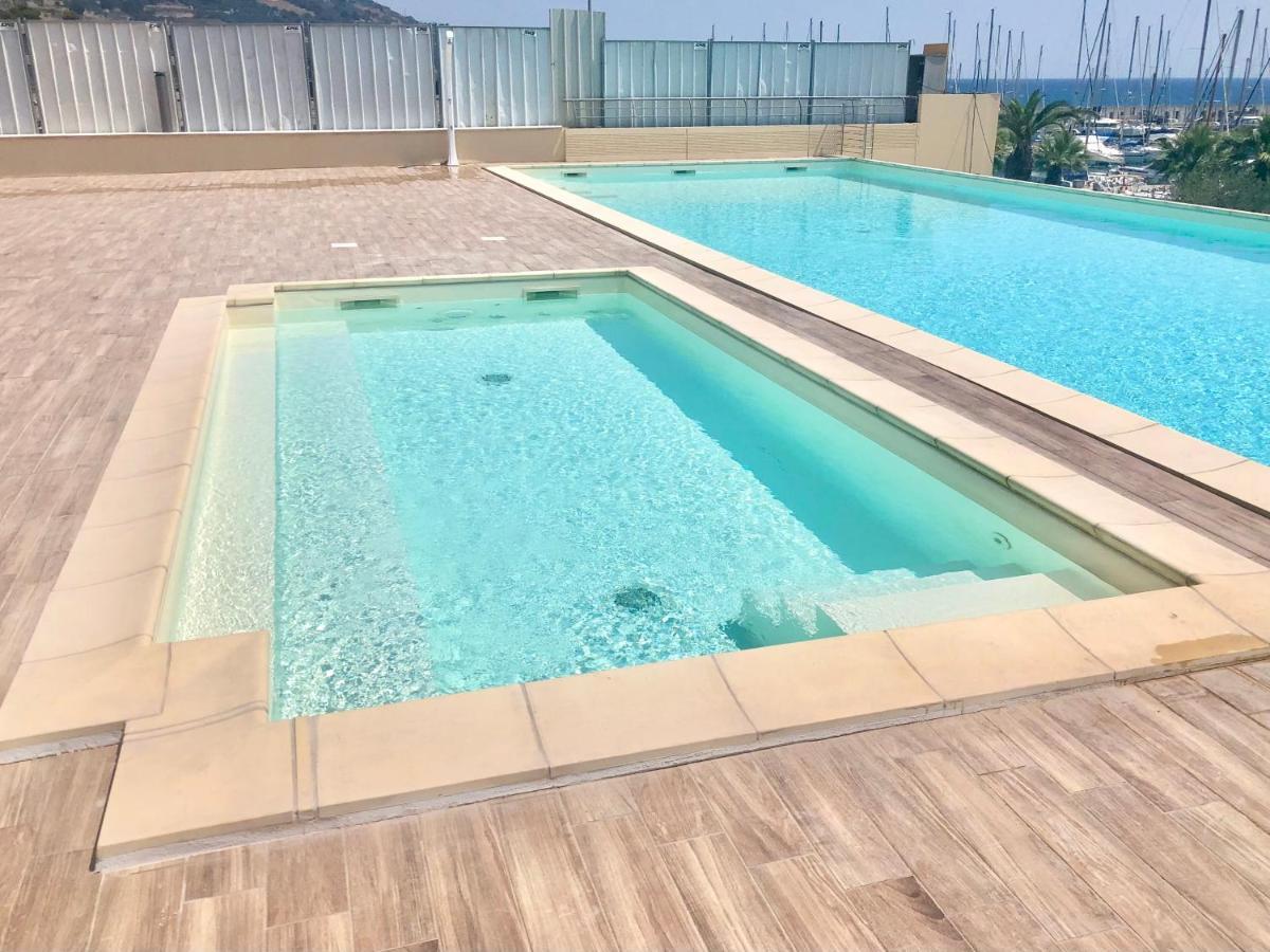 Aregai Marina Exclusive Seaside Apartments Santo Stefano al Mare Exterior foto